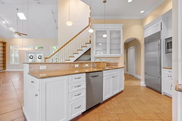 $2,799,000 | 512 77th Street, Holmes Beach, FL 34217