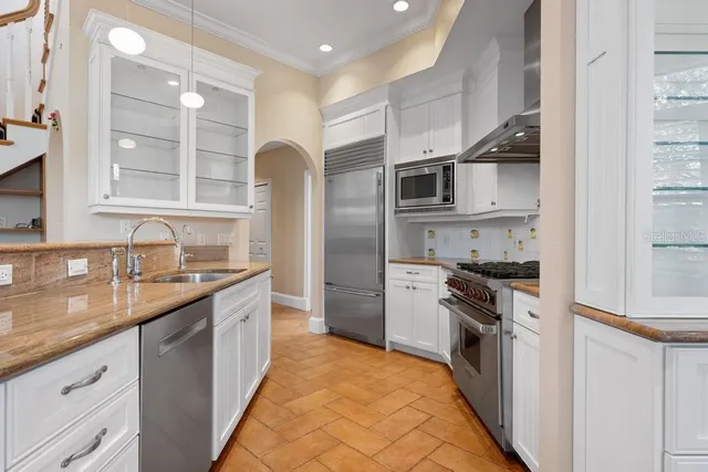 $2,799,000 | 512 77th Street, Holmes Beach, FL 34217