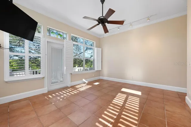 $2,799,000 | 512 77th Street, Holmes Beach, FL 34217