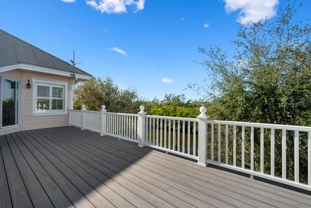 $2,799,000 | 512 77th Street, Holmes Beach, FL 34217