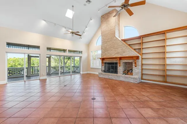 $2,799,000 | 512 77th Street, Holmes Beach, FL 34217