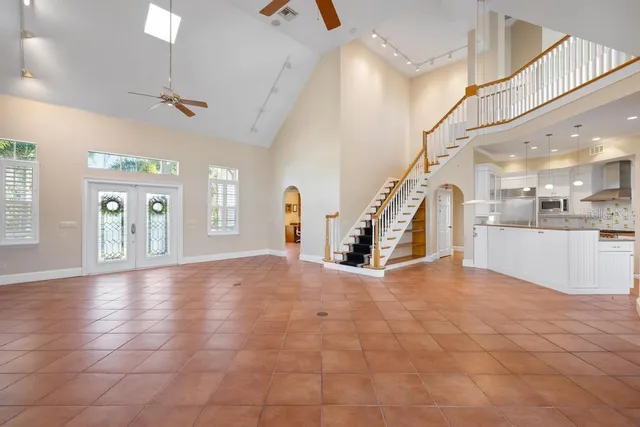 $2,799,000 | 512 77th Street, Holmes Beach, FL 34217