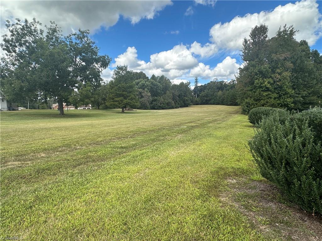 8410 Linville Road Oak Ridge, NC 27310 - Photo 33 of 37