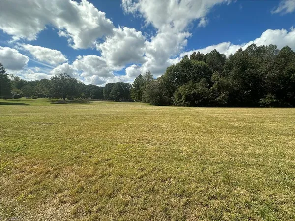 $925,000 | 8410 Linville Road, Oak Ridge, NC 27310