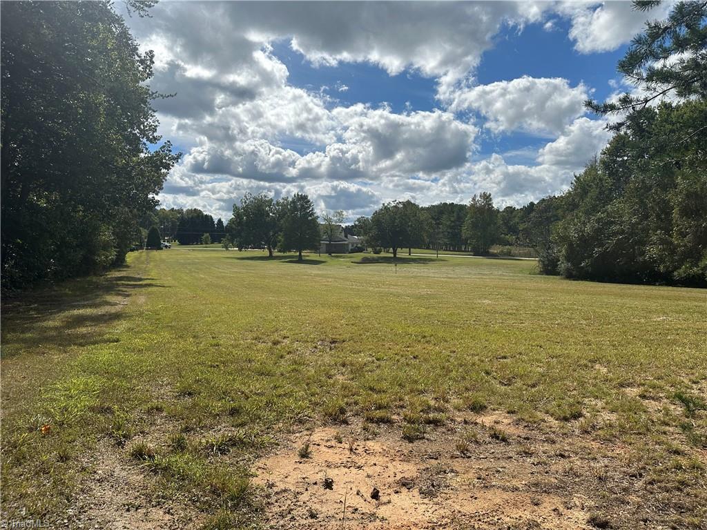 8410 Linville Road Oak Ridge, NC 27310 - Photo 10 of 37