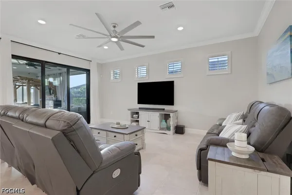 $4,900 | 3425 Hampton Boulevard, Fort Myers, FL 33905