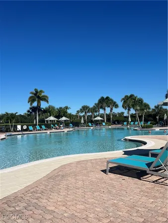 $8,900 | 3425 Hampton Boulevard, Fort Myers, FL 33905