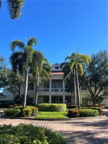 $8,900 | 3425 Hampton Boulevard, Fort Myers, FL 33905