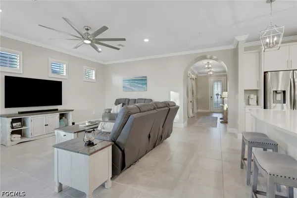 $4,900 | 3425 Hampton Boulevard, Fort Myers, FL 33905