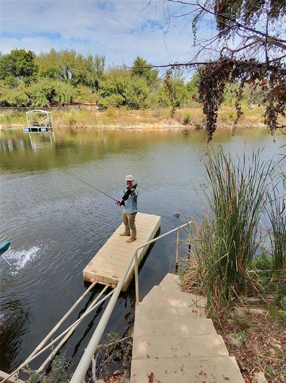 4636 Halsell Ranch Road Jacksboro, TX 76458 - Photo 34 of 40 an outdoor space with lounge chair