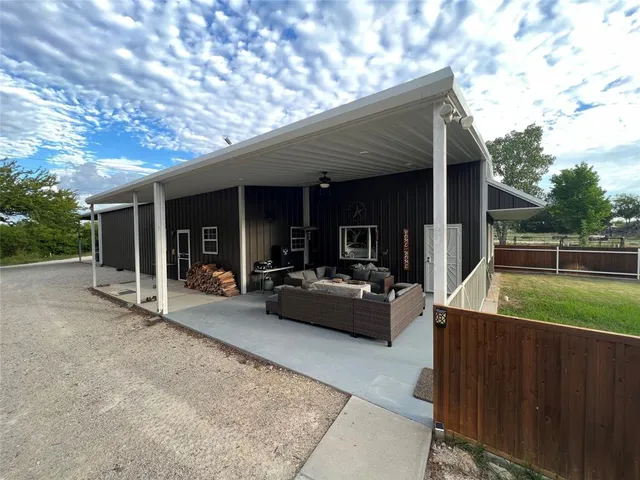 $6,000,000 | 4636 Halsell Ranch Road, Jacksboro, TX 76458