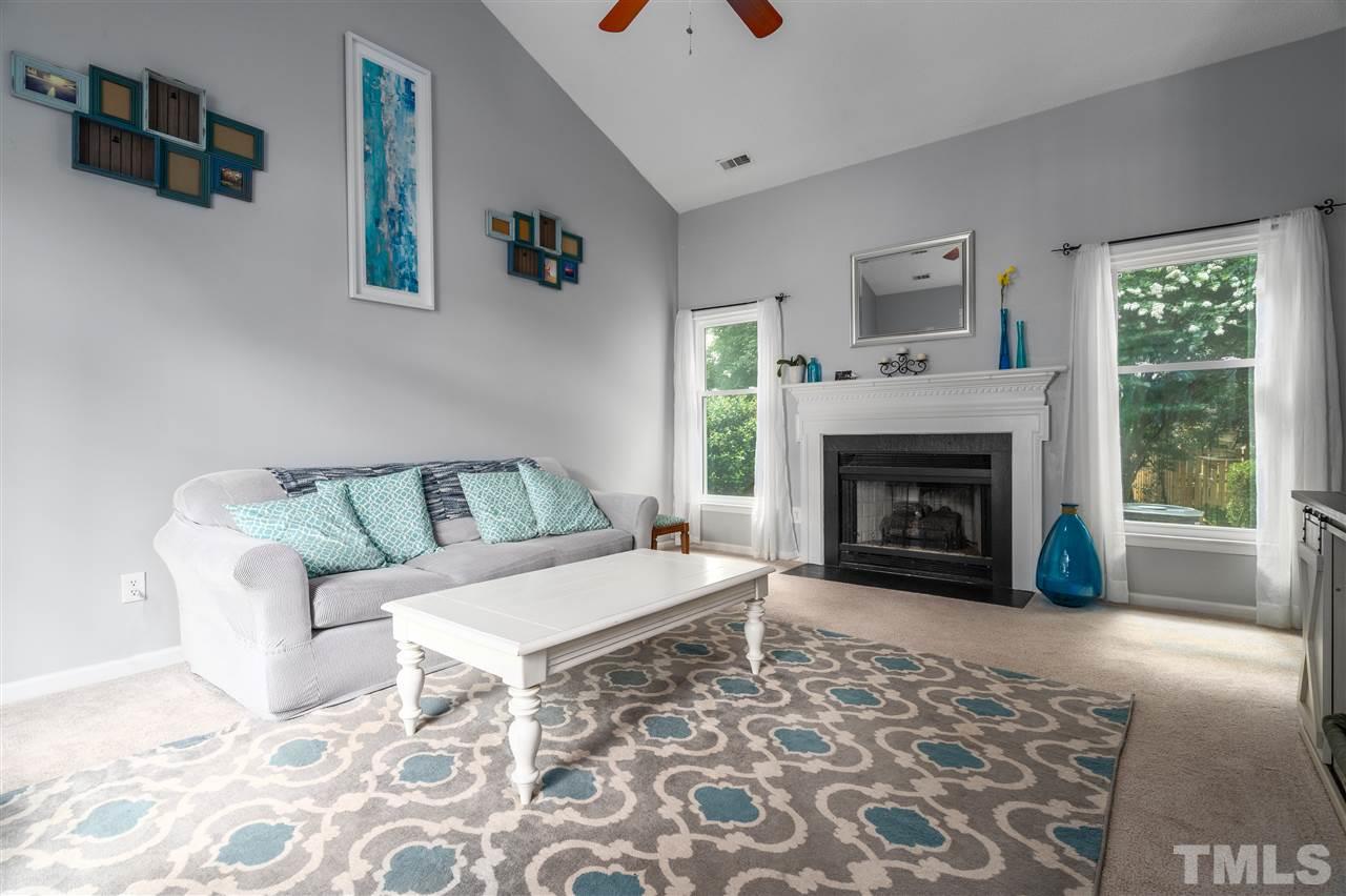 5512 Edgebury Road Raleigh, NC 27613 - Photo 5 of 30