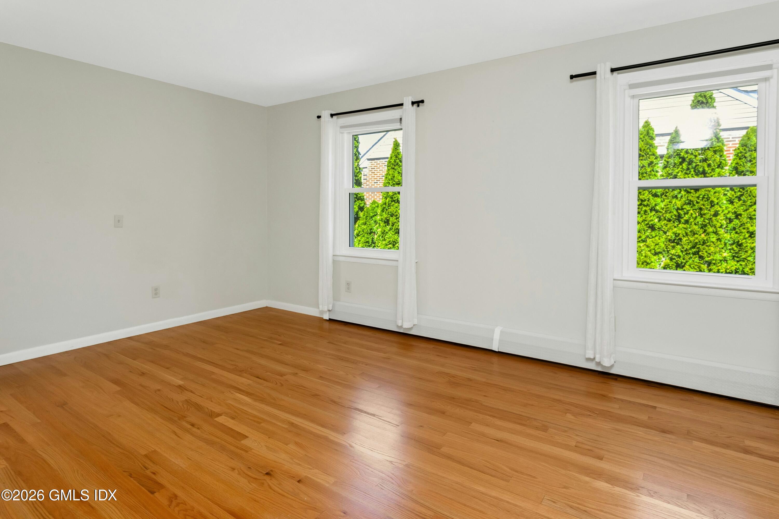 37 Gerry Street, Unit A Greenwich, CT 06830 - Photo 10 of 23 010-491883-_X0A4279_14599396