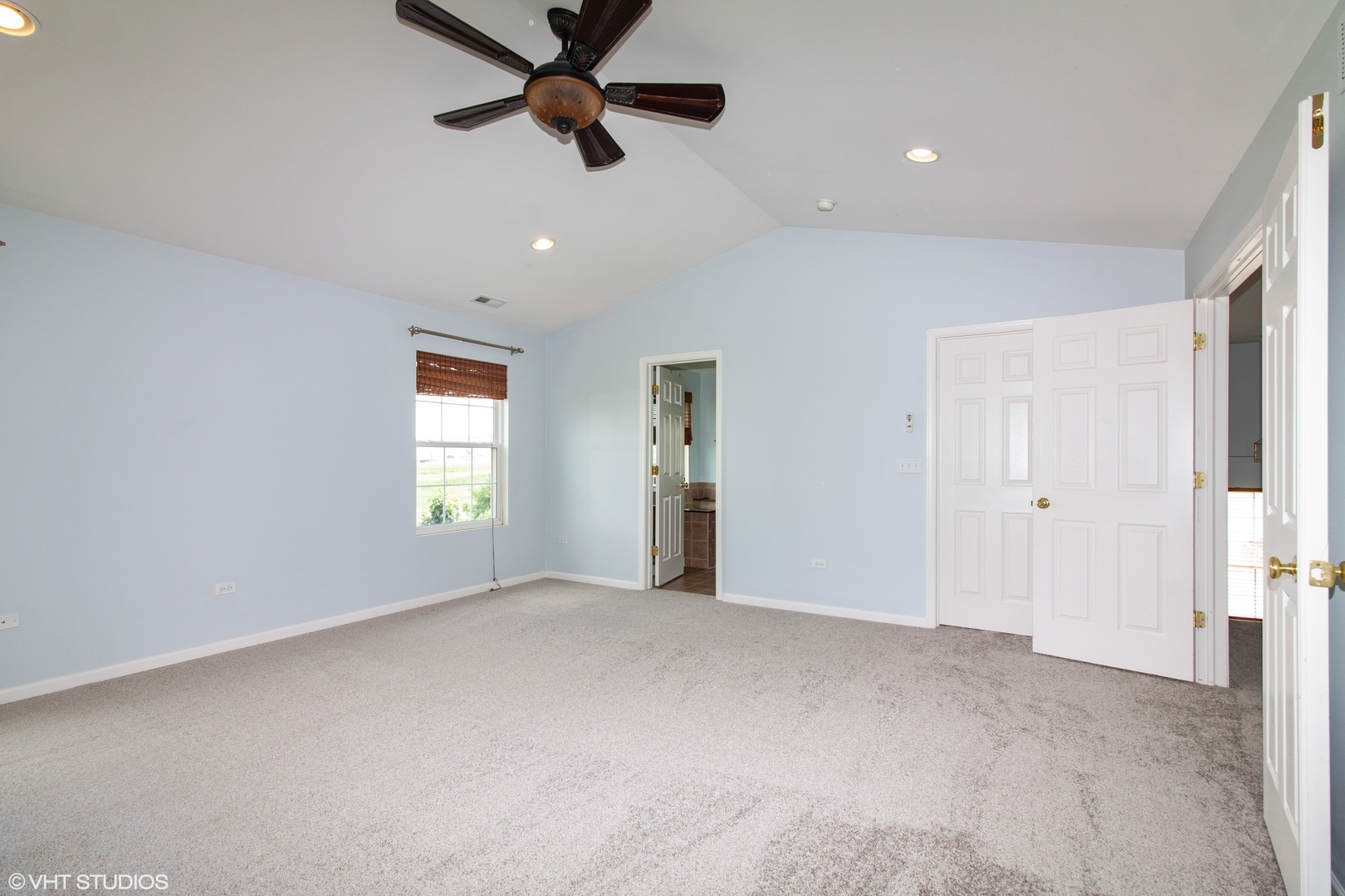 348 Stonegate Road Bolingbrook, IL 60440 - Photo 19 of 30