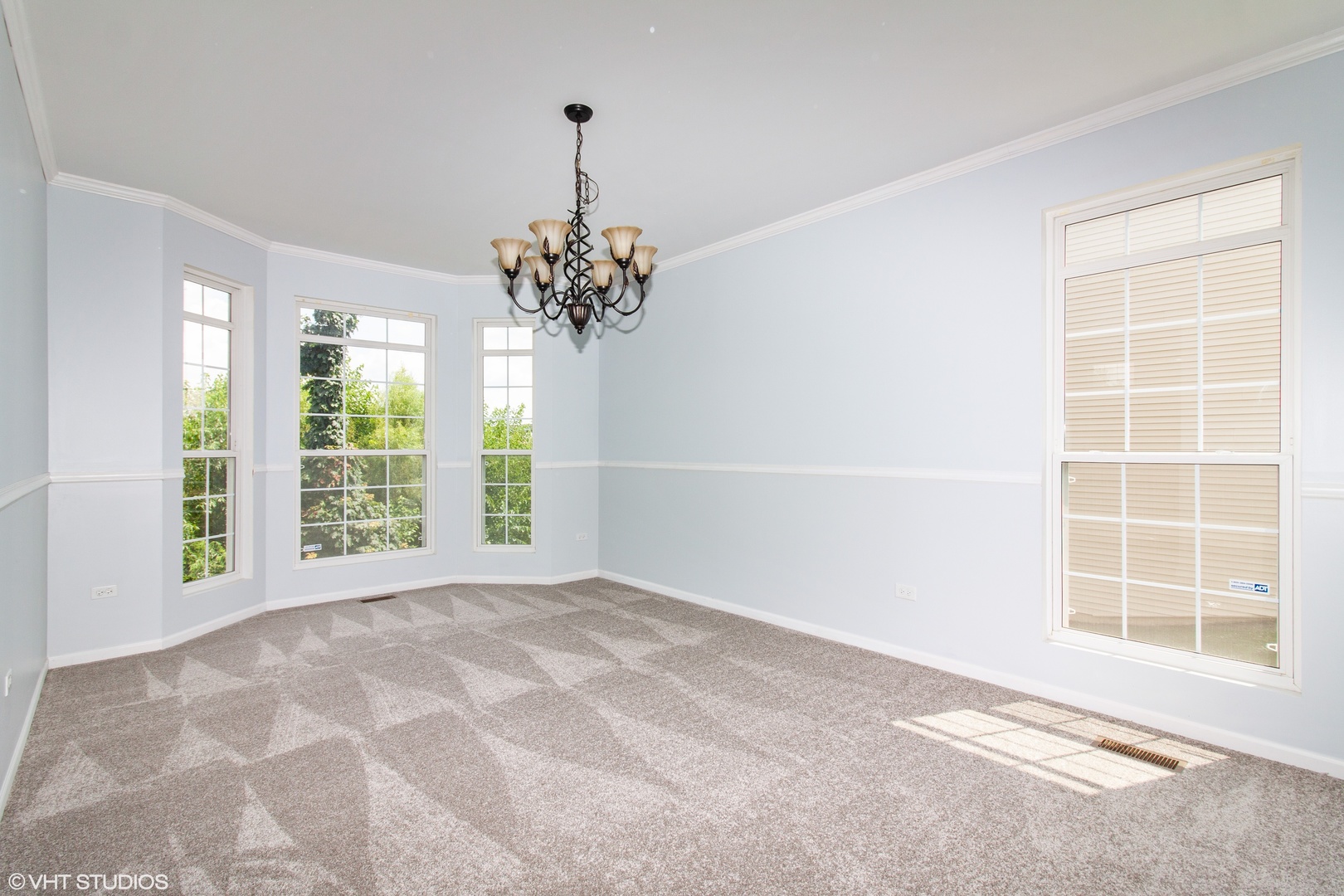 348 Stonegate Road Bolingbrook, IL 60440 - Photo 9 of 30