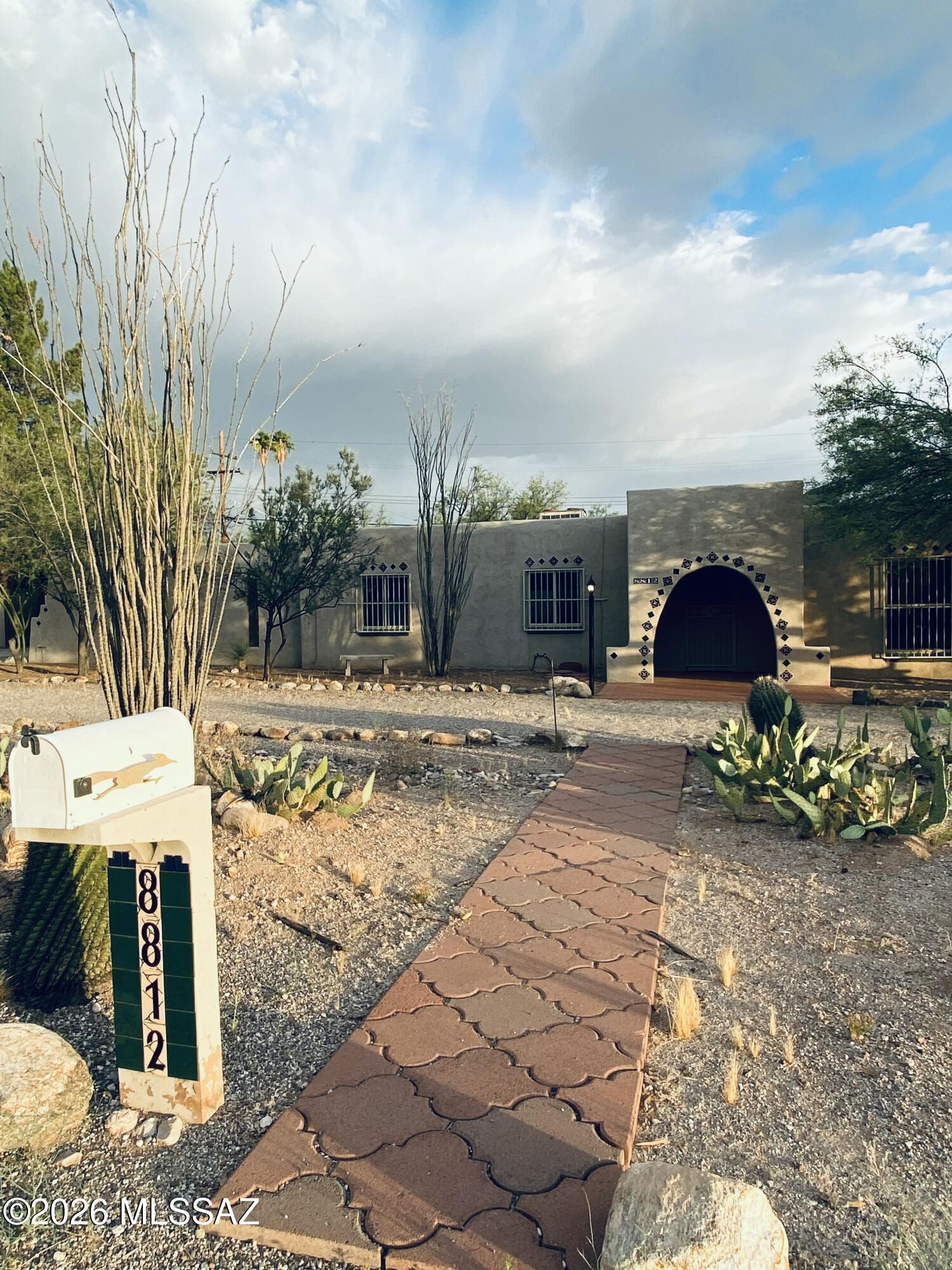 8812 East Snyder Road Tucson, AZ 85749 - Photo 4 of 34