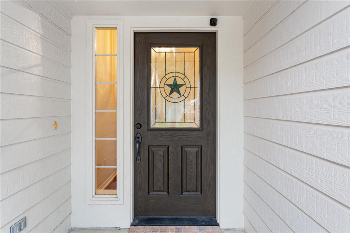 314 Katy Crossing Georgetown, TX 78626 - Photo 4 of 38 a view of front door of house