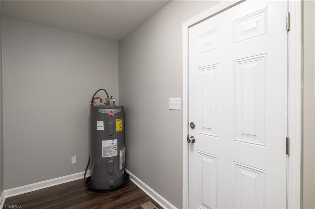 1812 Sharpe Road Greensboro, NC 27406 - Photo 10 of 18 Gallery Image 10