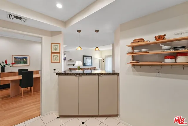 $729,900 | 8160 Manitoba Street, Unit 113, Playa del Rey, CA 90293