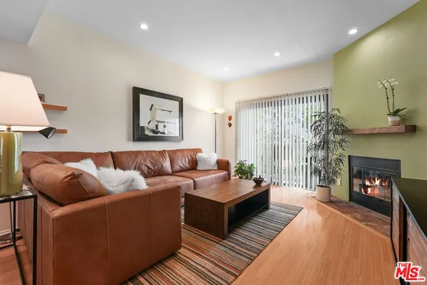 $719,000 | 8160 Manitoba Street, Unit 113, Playa del Rey, CA 90293