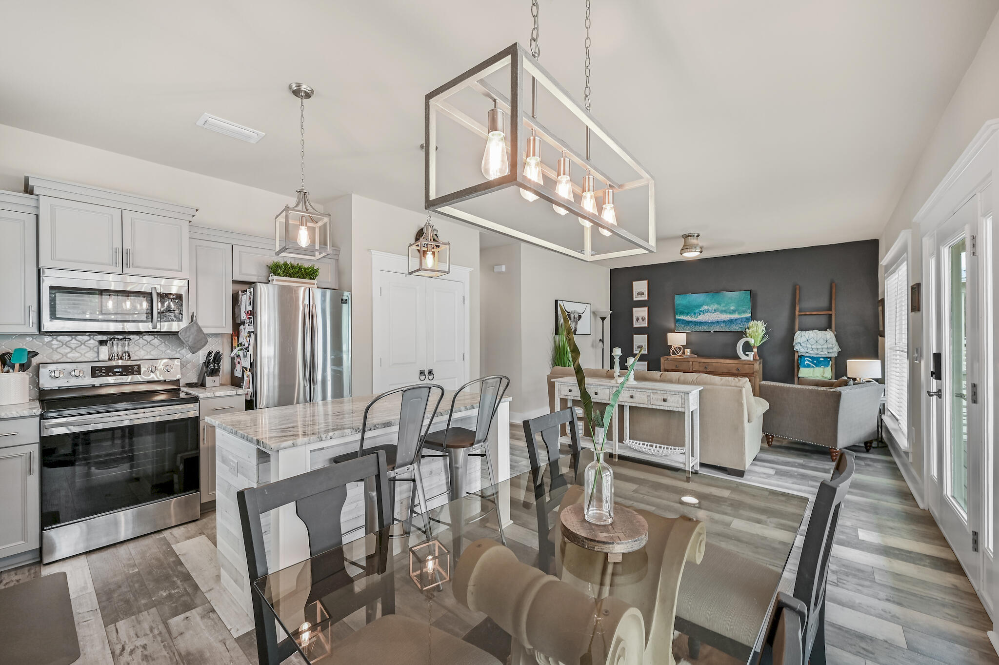 77 1st Street Santa Rosa Beach, FL 32459 - Photo 6 of 24 Dining/kitchen