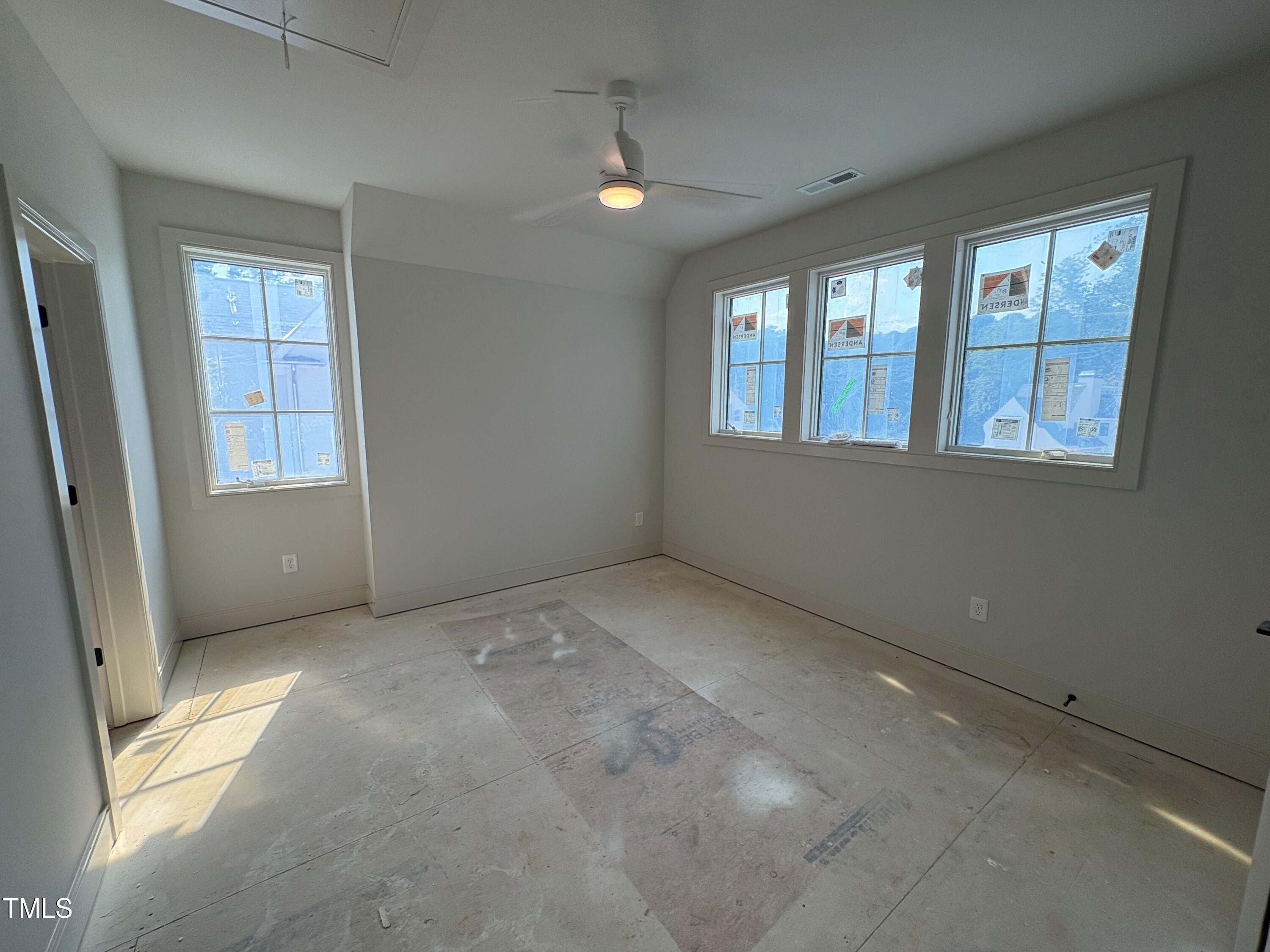 3405 Makers Circle Raleigh, NC 27612 - Photo 29 of 48 25.06.30 interior 25