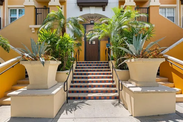 $549,000 | 100 4th Avenue South, Unit 111, St. Petersburg, FL 33701