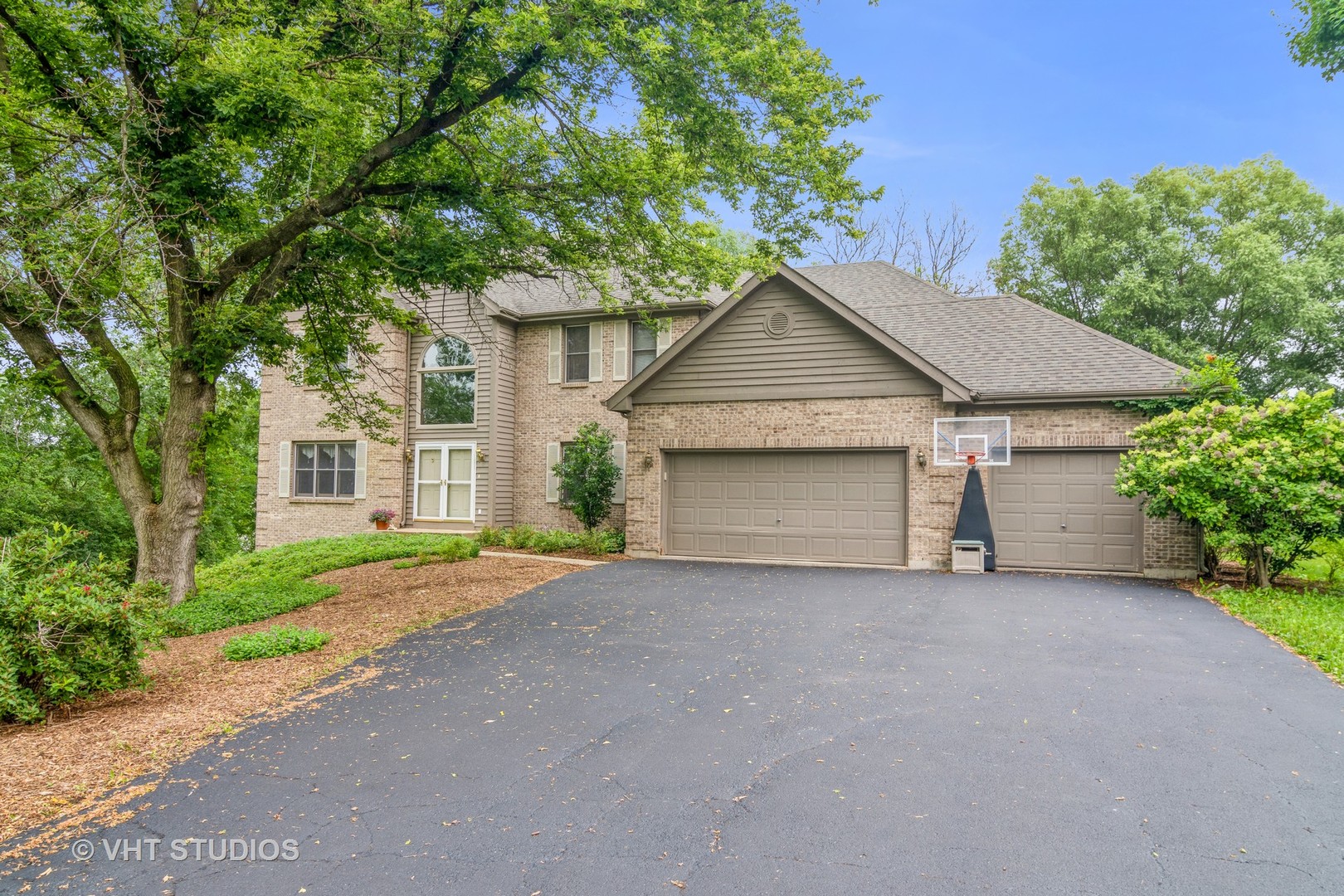 S219 Rowe Road Elburn, IL 60119 - Photo 3 of 39