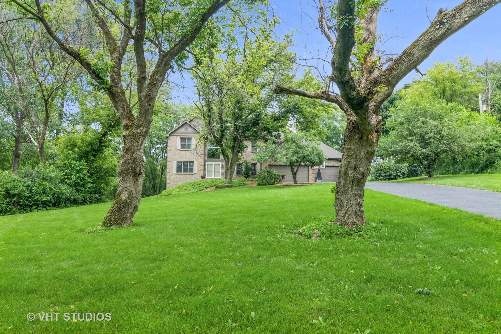 S219 Rowe Road Elburn, IL 60119 - Photo 4 of 39