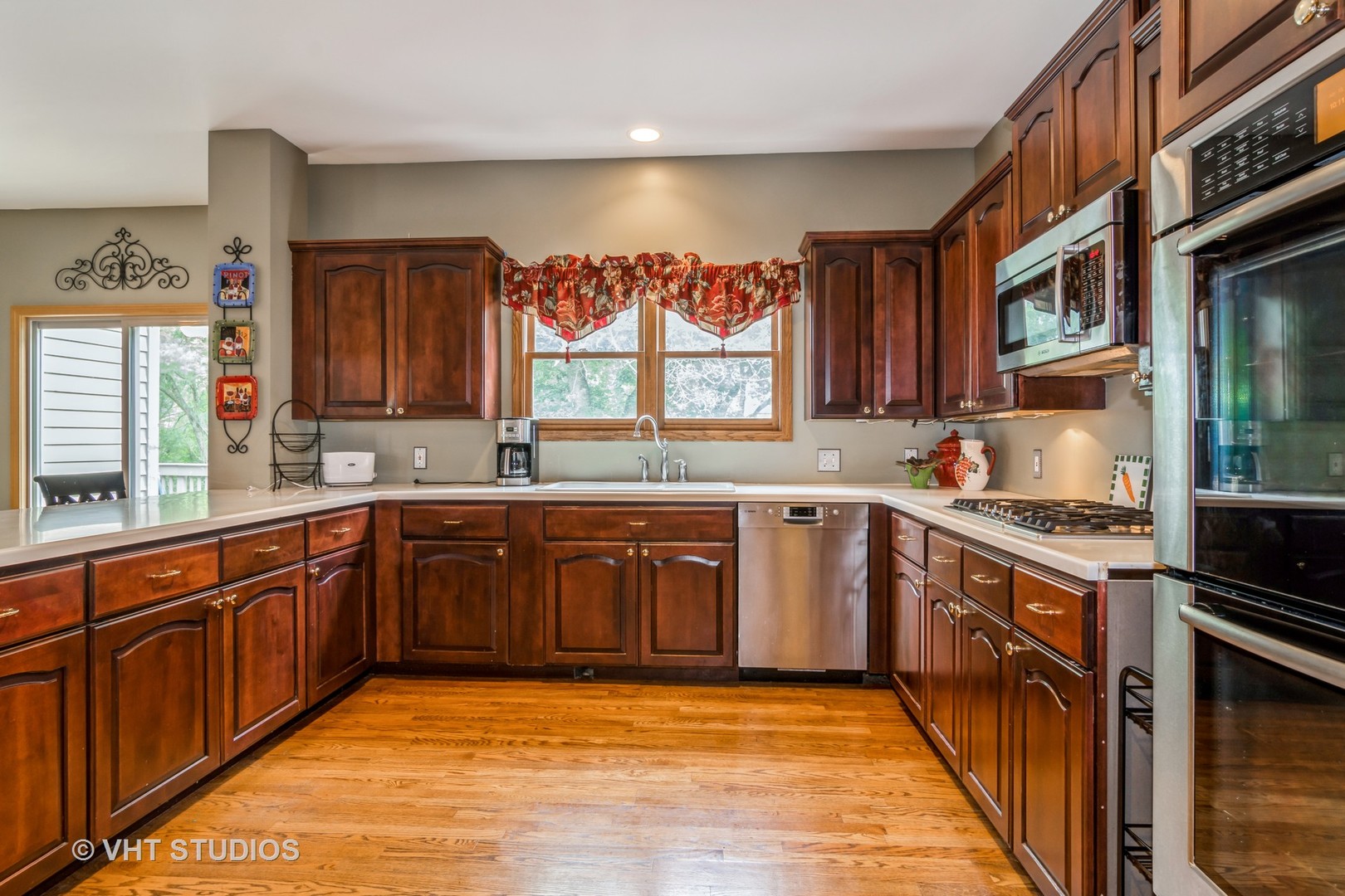 S219 Rowe Road Elburn, IL 60119 - Photo 9 of 39