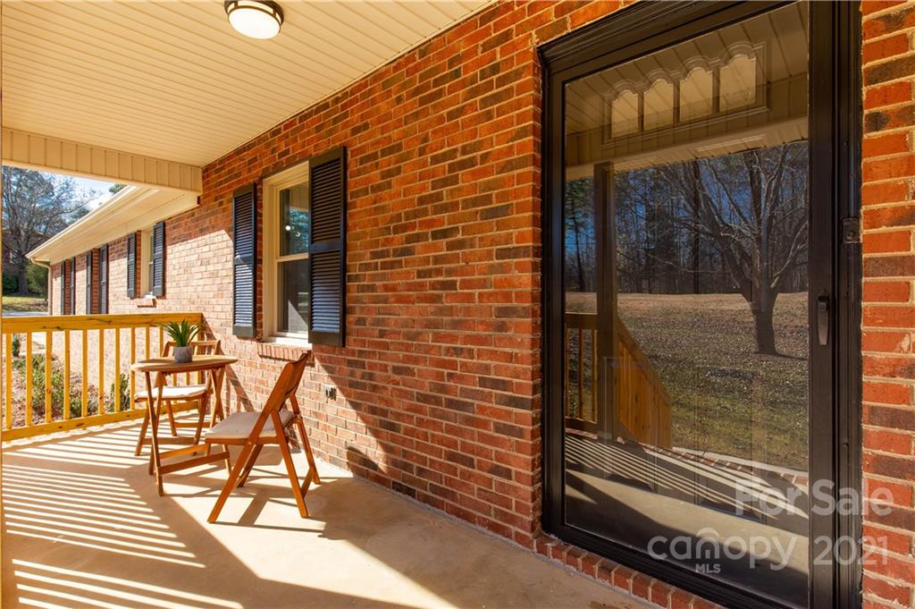 2490 Saluda Road Rock Hill, SC 29730 - Photo 3 of 28 Gallery Image 3