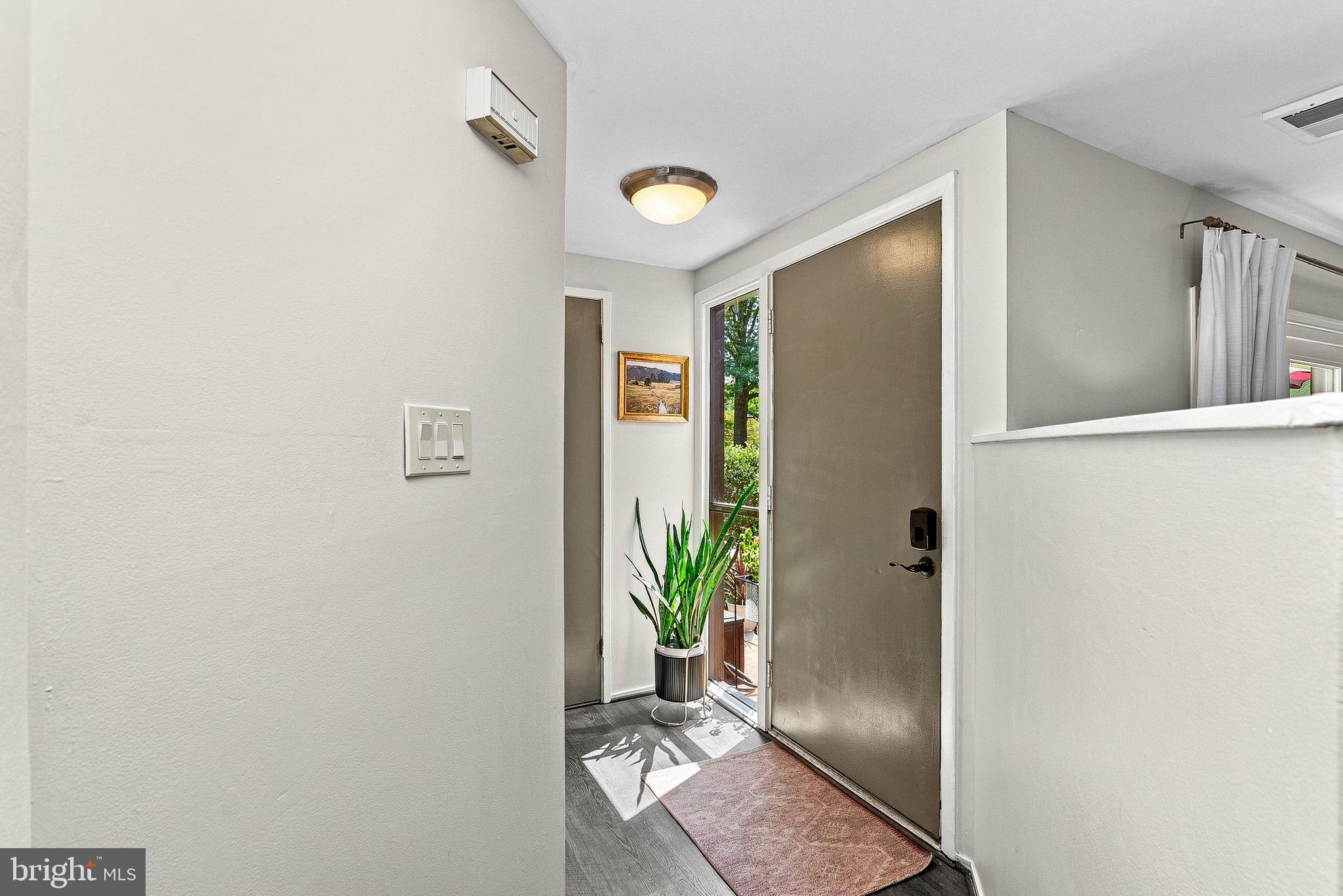 11082 Saffold Way Reston, VA 20190 - Photo 3 of 49 Gallery Image 3