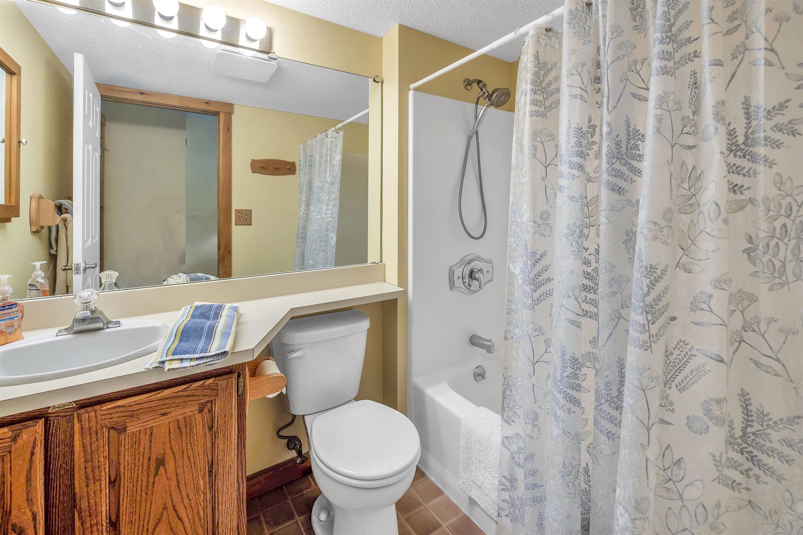 28 C Greenspring Road, Unit GS U#16 West Dover, VT 05356 - Photo 19 of 35