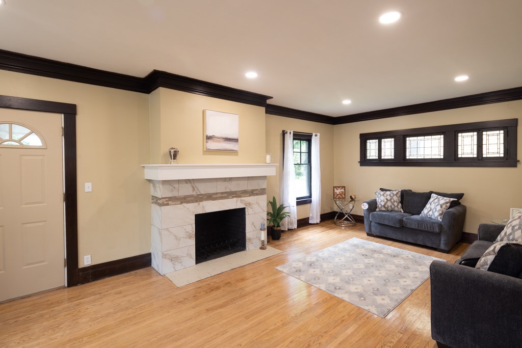 2 Trafalgar Street Rochester, NY 14619 - Photo 18 of 47