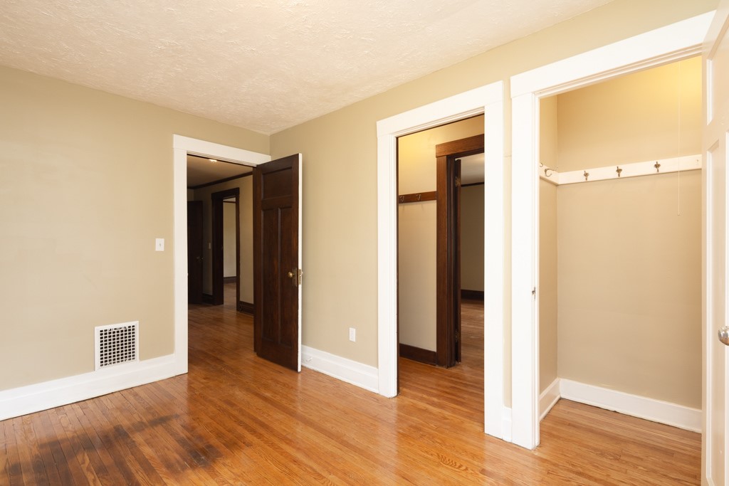 2 Trafalgar Street Rochester, NY 14619 - Photo 29 of 47