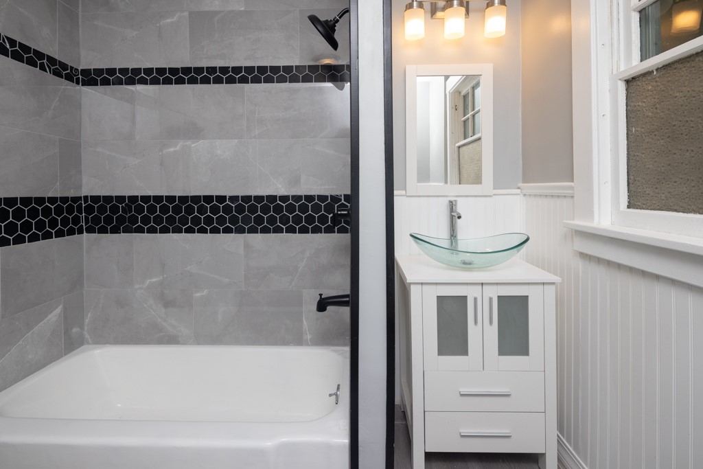 2 Trafalgar Street Rochester, NY 14619 - Photo 33 of 47