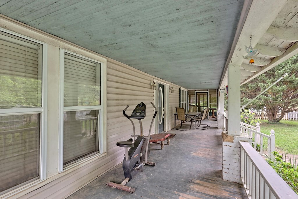 334 Wolfcreek Road Murphy, NC 28906 - Photo 5 of 63