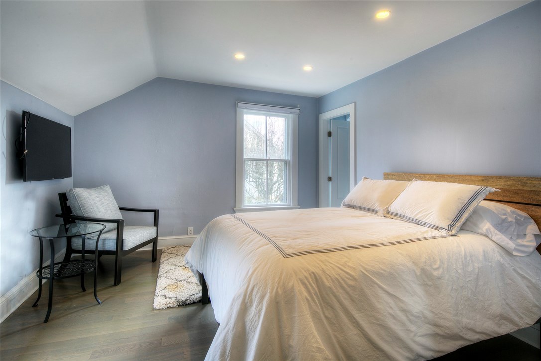 96 3rd Street Newport, RI 02840 - Photo 19 of 27