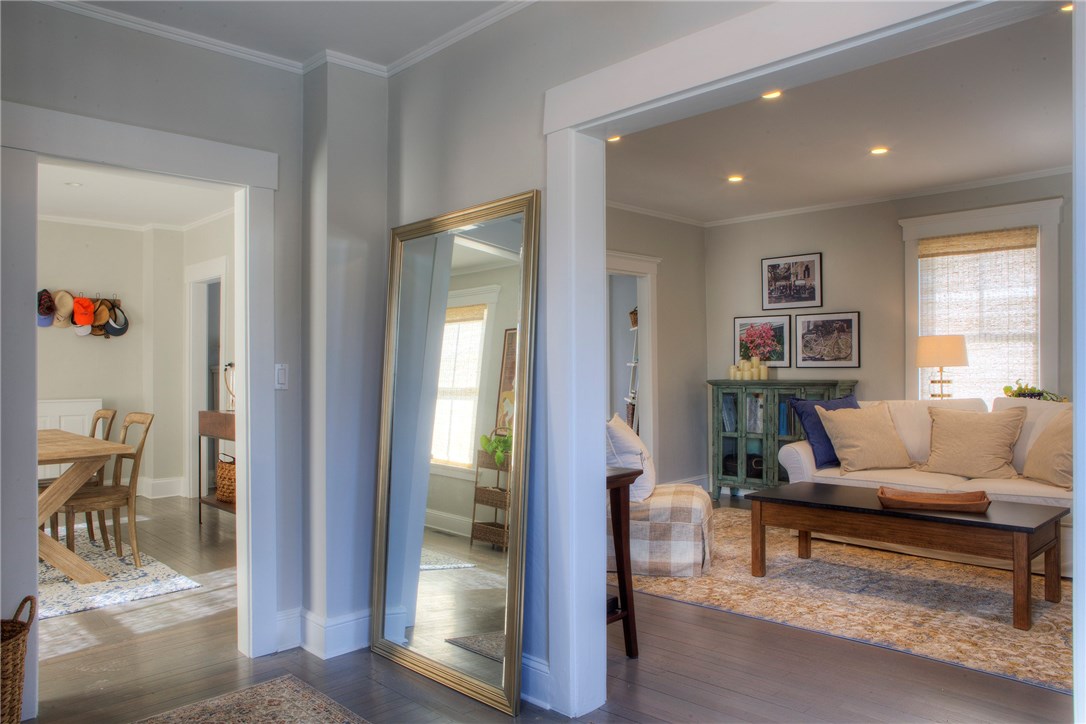 96 3rd Street Newport, RI 02840 - Photo 4 of 27