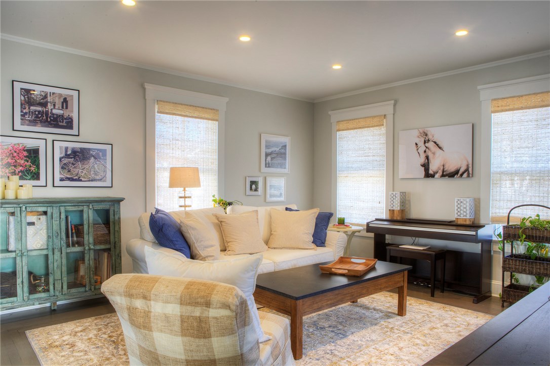 96 3rd Street Newport, RI 02840 - Photo 6 of 27