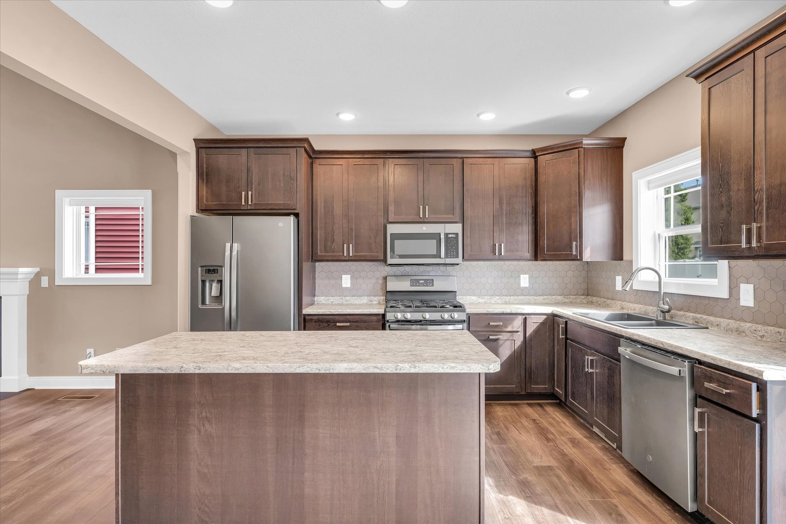 3409 Boulder Ridge Drive Champaign, IL 61822 - Photo 11 of 40 Gallery Image 11