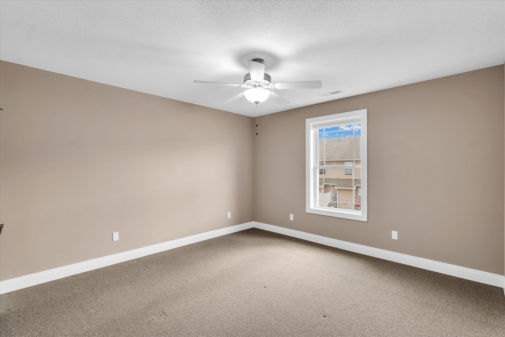 3409 Boulder Ridge Drive Champaign, IL 61822 - Photo 22 of 40 Gallery Image 22