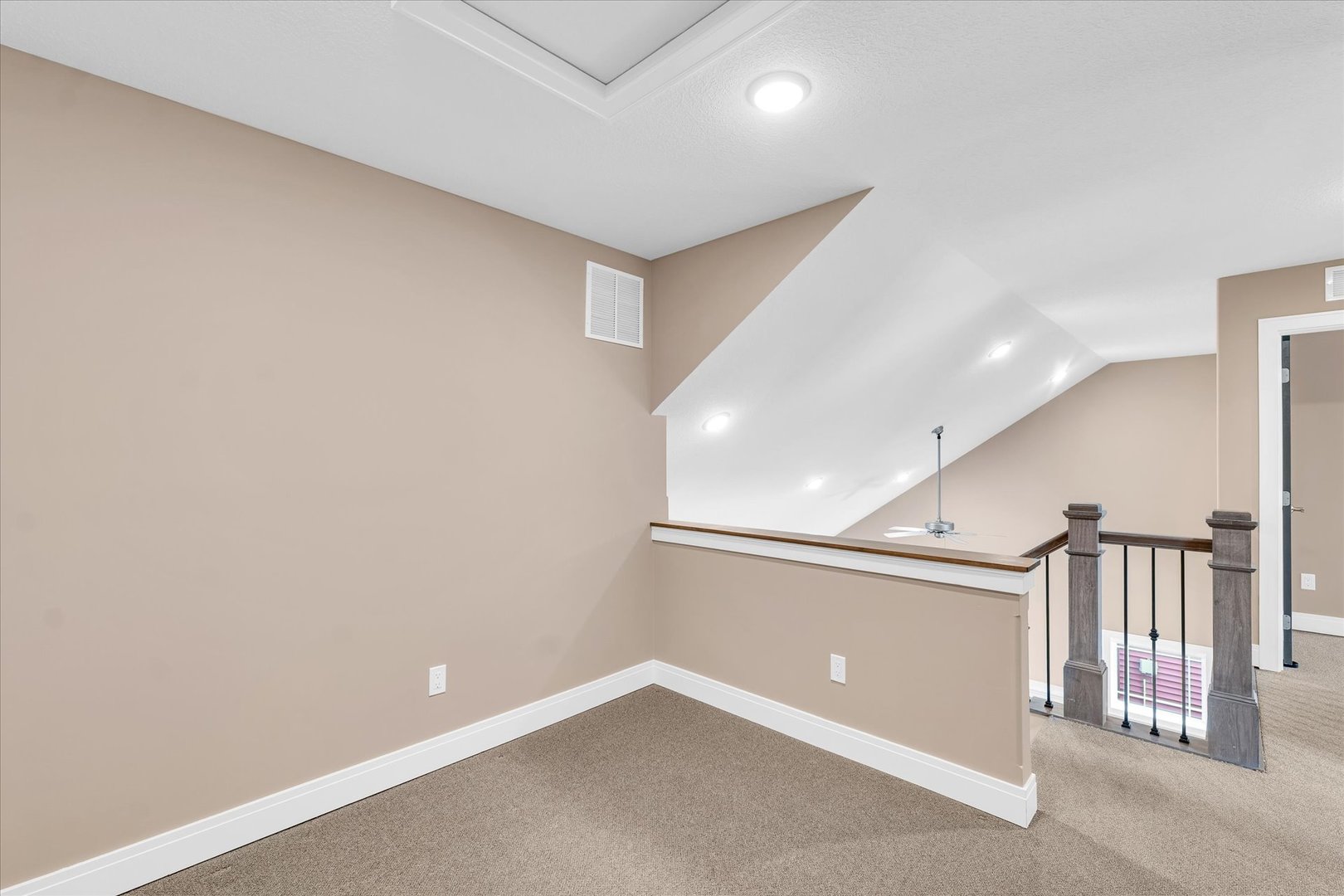 3409 Boulder Ridge Drive Champaign, IL 61822 - Photo 27 of 40 Gallery Image 27