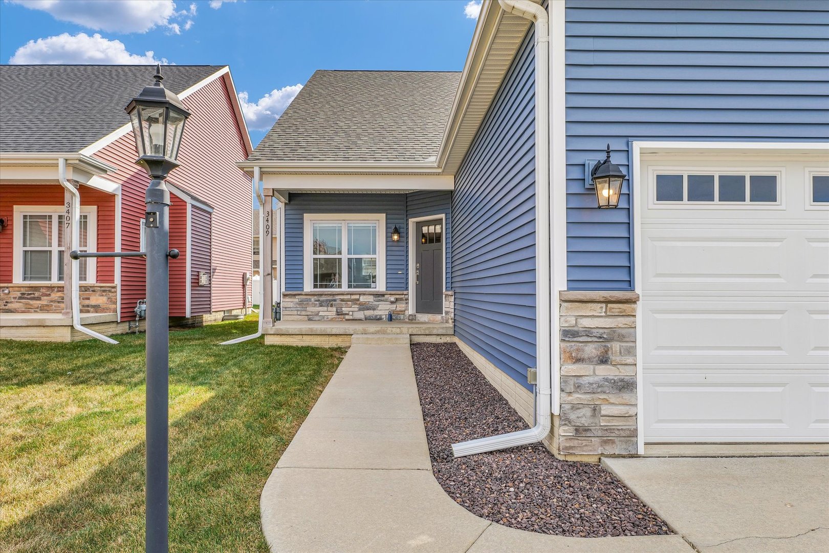 3409 Boulder Ridge Drive Champaign, IL 61822 - Photo 3 of 40 Gallery Image 3