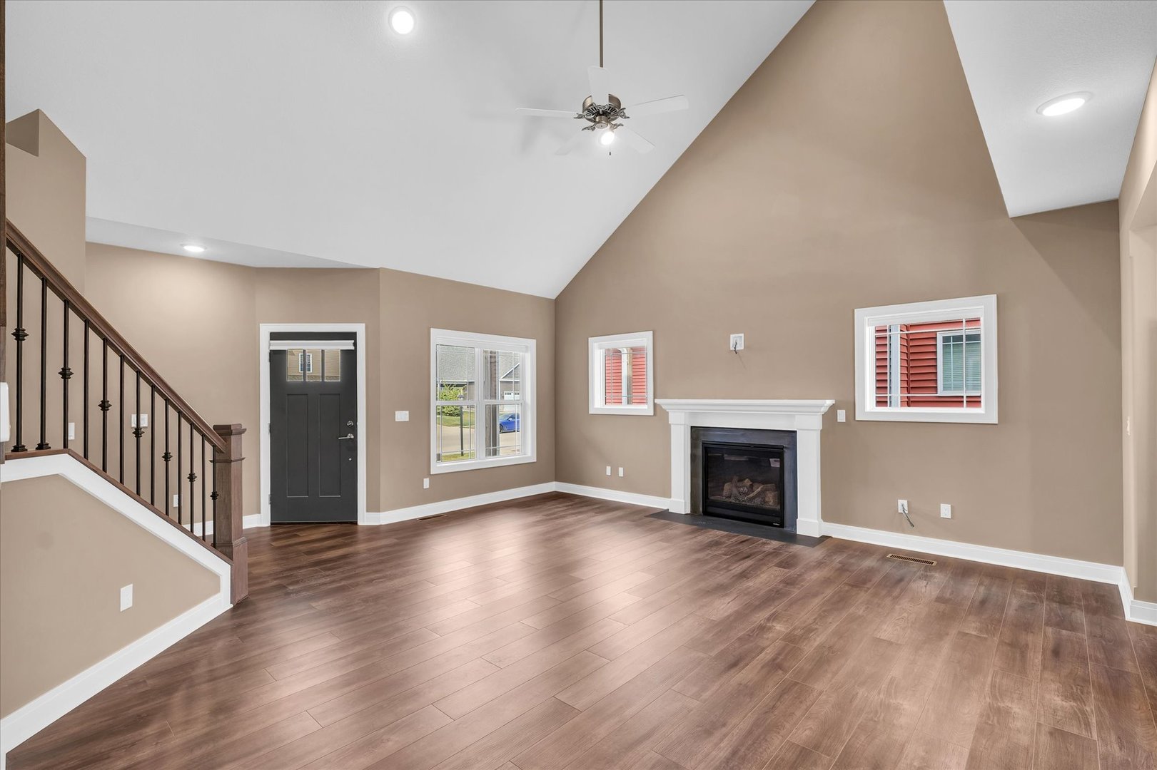 3409 Boulder Ridge Drive Champaign, IL 61822 - Photo 5 of 40 Gallery Image 5