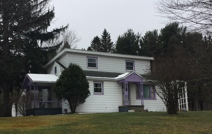 247 Highland View Road New Castle, PA 16101 - Photo 1 of 21 Exterior Front of home