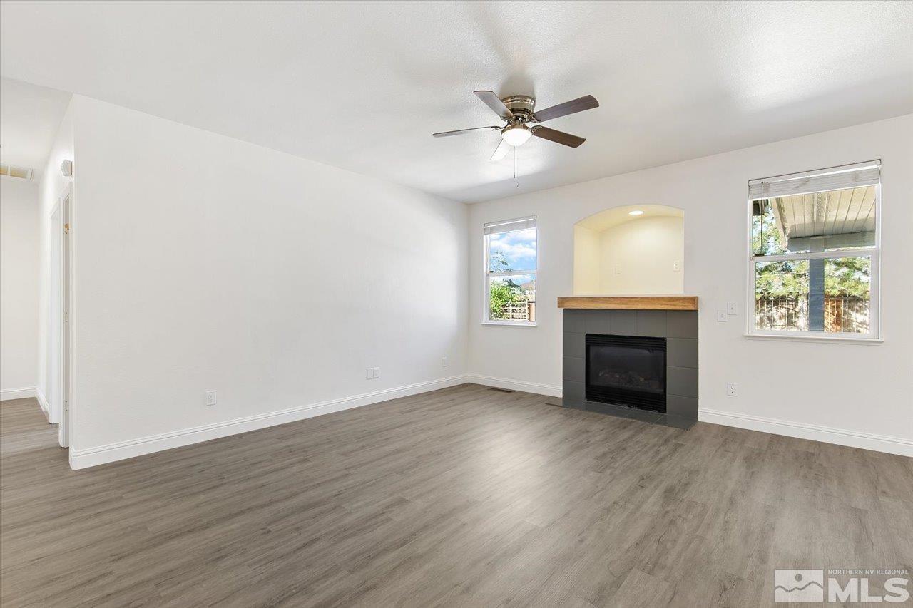 9810 Silver Desert Way Reno, NV 89506 - Photo 6 of 30 Photo 6