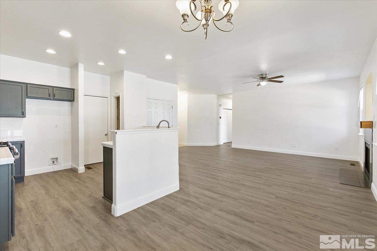 9810 Silver Desert Way Reno, NV 89506 - Photo 9 of 30 Photo 9