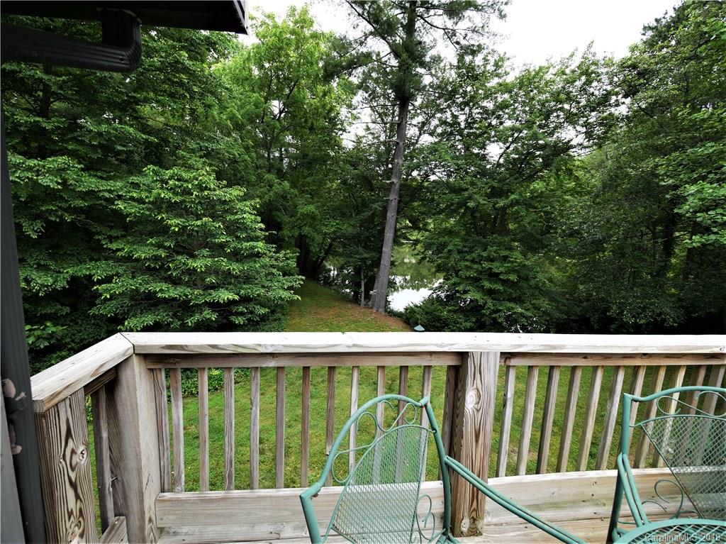 28 Country Road Hendersonville, NC 28791 - Photo 13 of 33 Gallery Image 13