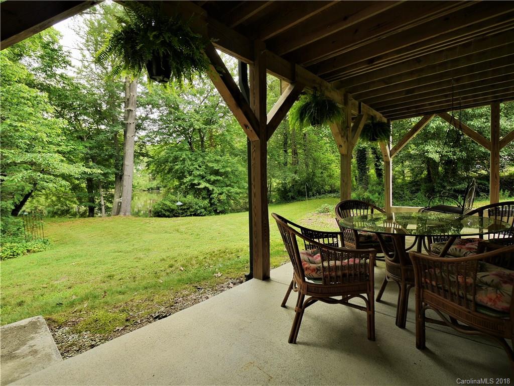 28 Country Road Hendersonville, NC 28791 - Photo 25 of 33 Gallery Image 25